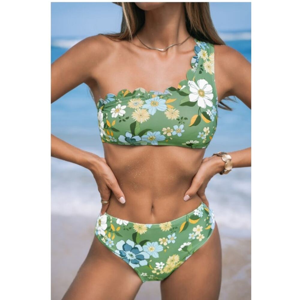 CUPSHE Brand NWT Size Large Green & Blue Floral Bikini One Shoulder Swimsuit